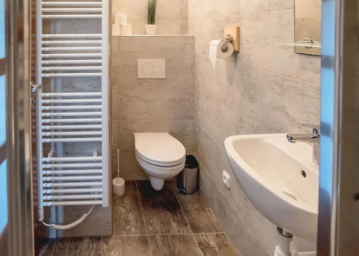 Melior Krumlov Gæstehus 3*